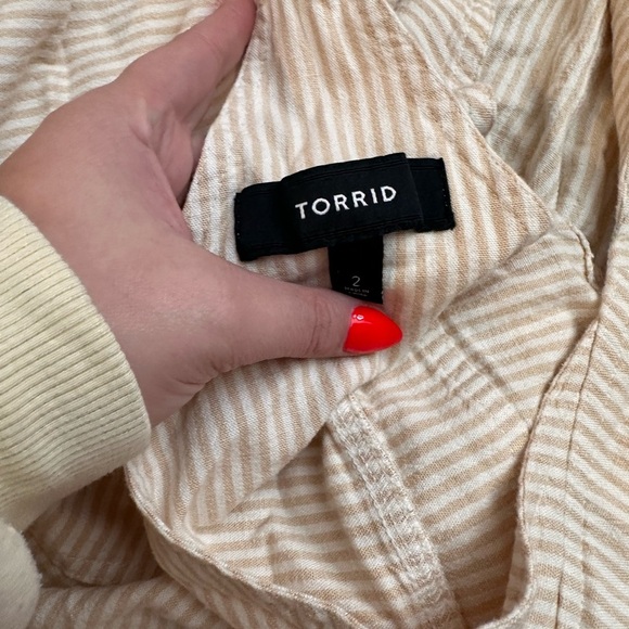 Plus Size 2X Torrid Beige Linen Striped Overall - Picture 10 of 11